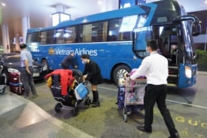 Lộ Trình và Giá Vé xe bus Việt Nam Airline đi Nội Bài