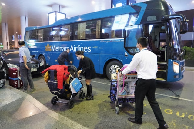 Địa điểm đỗ xe vietnam airline tại sân bay Nội Bài