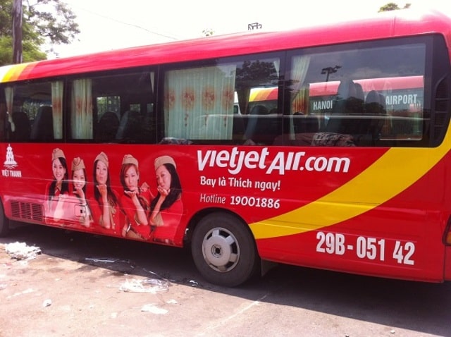 Xe đưa đón khách của Vietjet Air